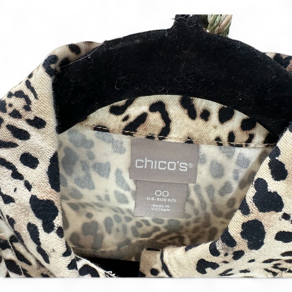 Chico’s Animal Print Denim Jacket Size 00 (0-2) EUC - Picture 2 of 6